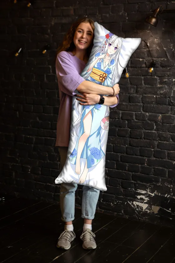 Дакимакура Эмилия №4