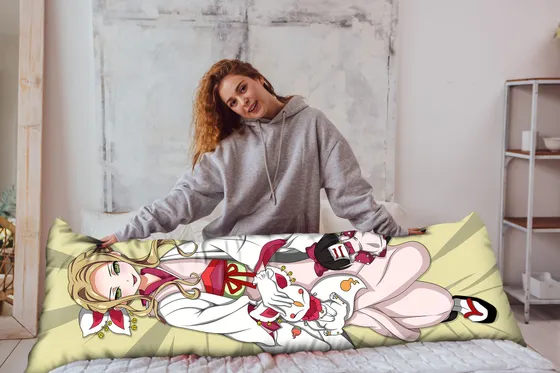 Дакимакура Яко