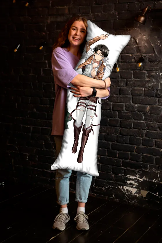 Дакимакура Леви Аккерман и Эрен Йегер