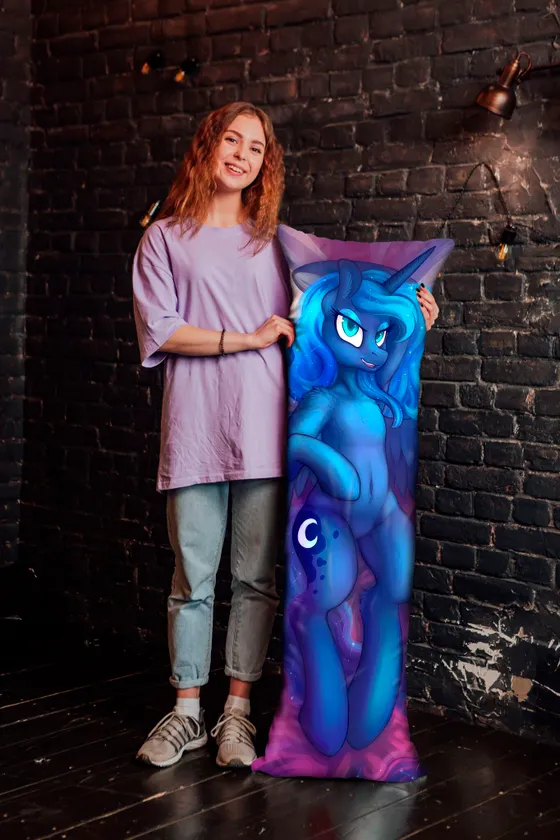 Дакимакура Принцесса Луна №5