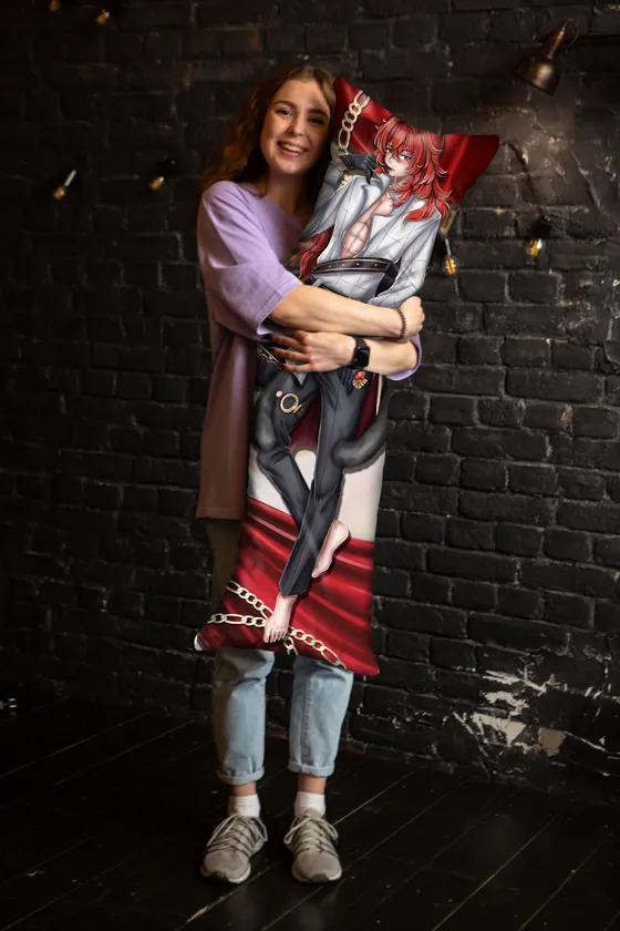 Дакимакура Дилюк №5