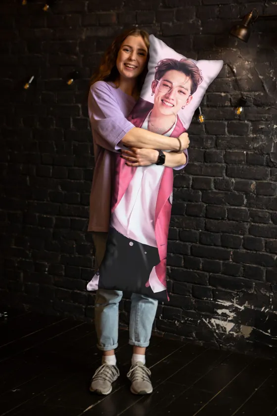 Дакимакура Бан Чан