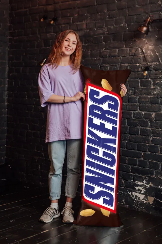 Дакимакура Сникерс