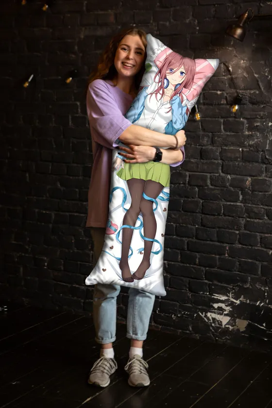 Дакимакура Мику Накано №5