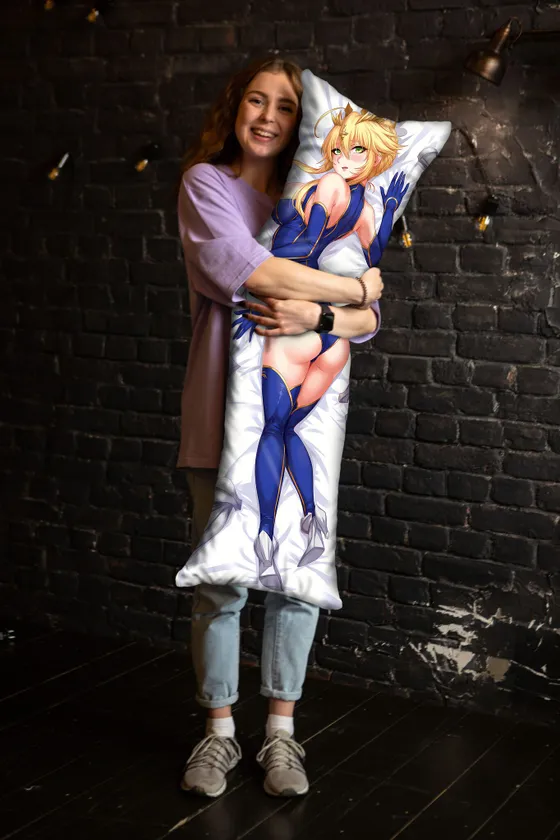 Дакимакура Сейбер №34