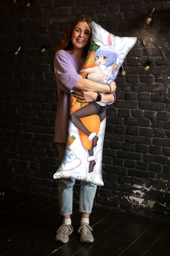 Дакимакура Пэкора Усада №2