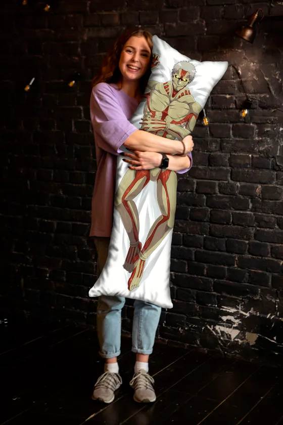 Дакимакура Райнер Браун №3