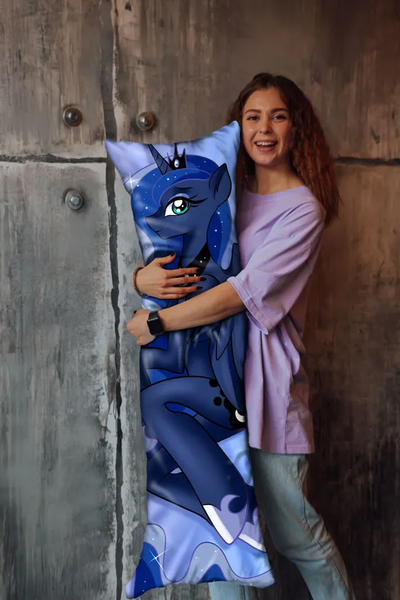 Дакимакура Принцесса Луна №3