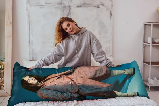 Дакимакура Билли Айлиш №2