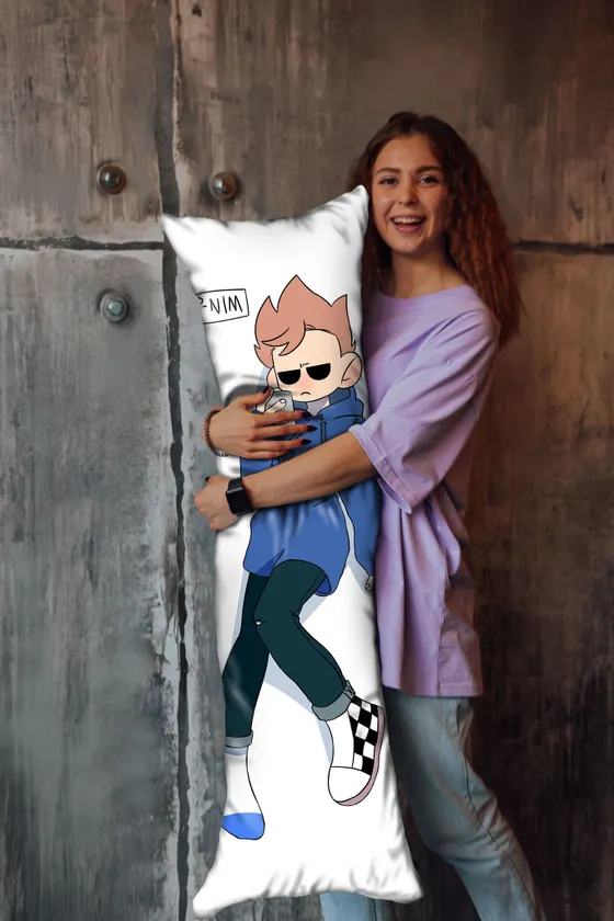 Дакимакура Том