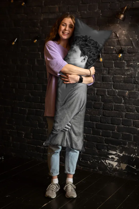 Дакимакура Лукас Джейд Зуманн