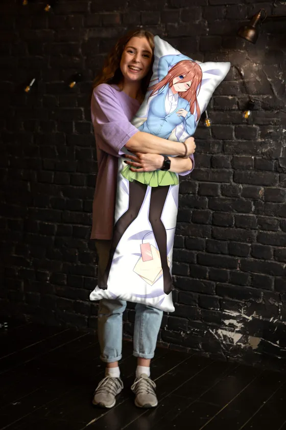 Дакимакура Мику Накано №2