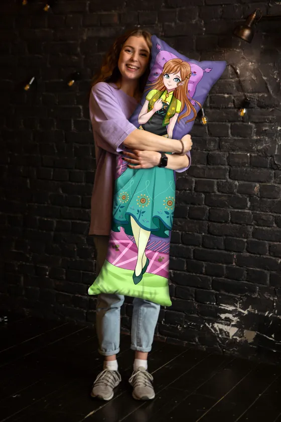 Дакимакура Анна