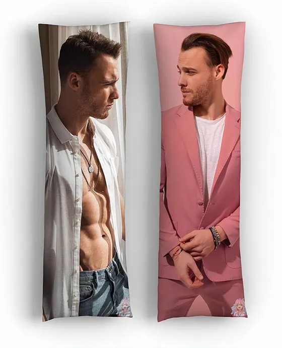 Дакимакура Серкан Болат