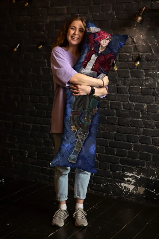 Дакимакура Ви №2