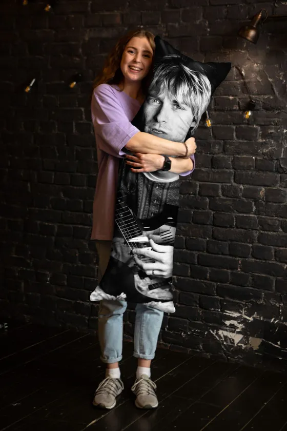 Дакимакура Курт Кобейн