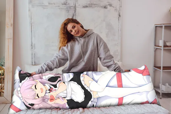 Дакимакура Адель фон Ашам №2