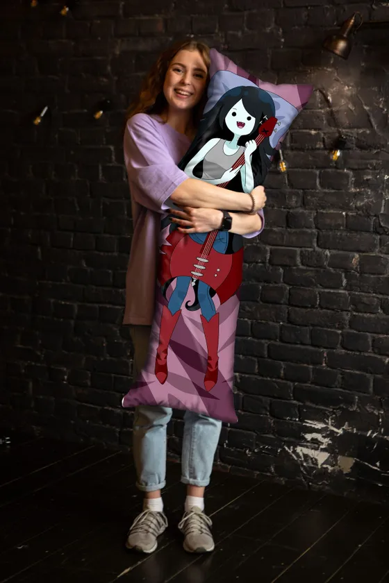 Дакимакура Марселин