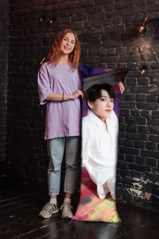 Дакимакура Чонгук