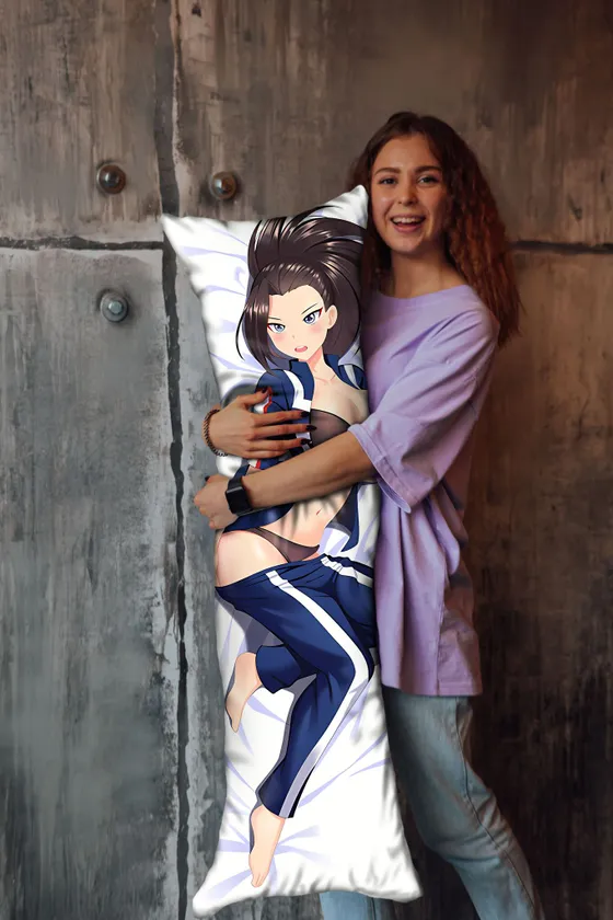 Дакимакура Момо Яойорозу