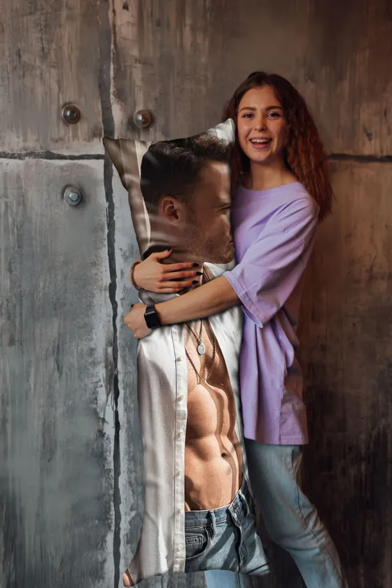 Дакимакура Серкан Болат