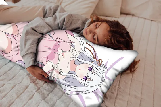 Дакимакура Эмилия №4