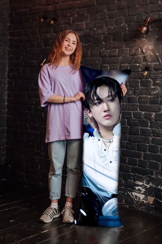 Дакимакура Чанбин №2