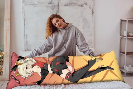 Дакимакура Бернис