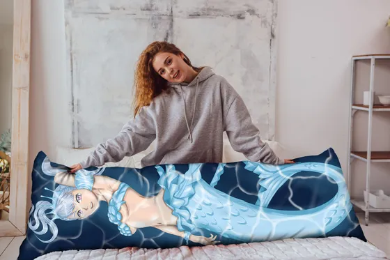 Дакимакура Ноэль Сильва