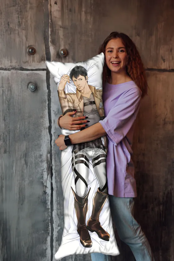 Дакимакура Бертольд Гувер