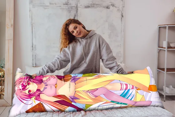 Дакимакура Идзуна Хацусэ и Джибрил