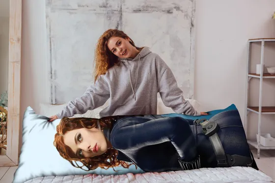 Дакимакура Черная вдова №2