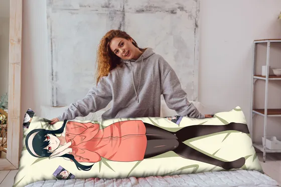 Дакимакура Лойд Форджер и Йор Форджер