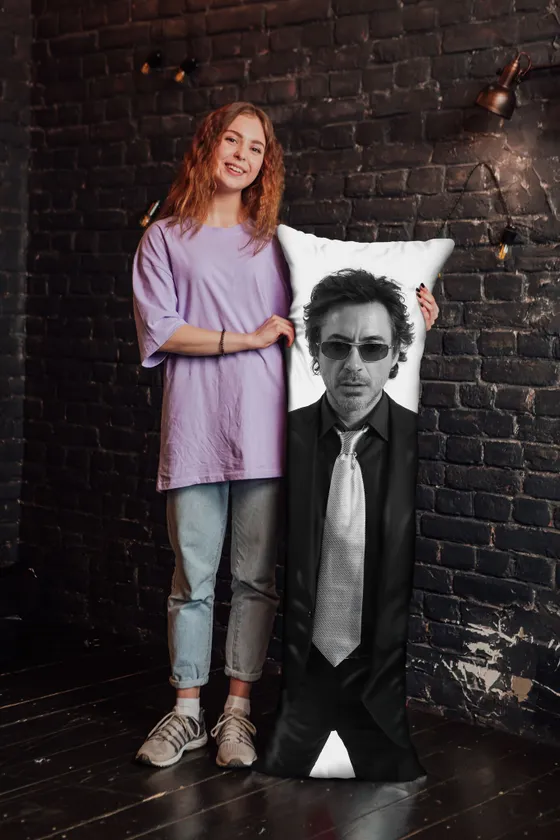 Дакимакура Роберт Дауни-младший №2