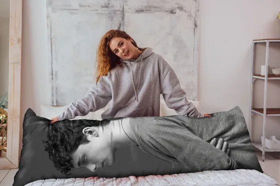 Дакимакура Лукас Джейд Зуманн