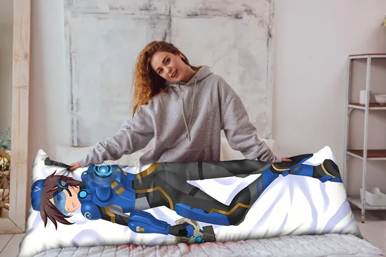 Дакимакура Трейсер (Лена Окстон) №4