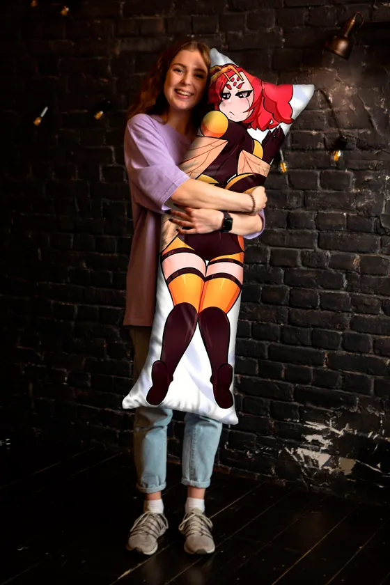 Дакимакура Сузу