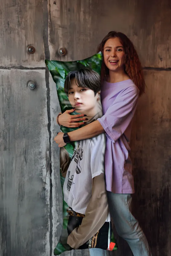 Дакимакура Ли Минхо №3