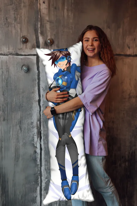 Дакимакура Трейсер (Лена Окстон) №4