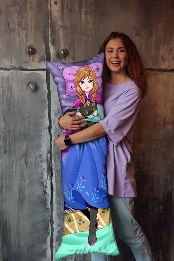 Дакимакура Анна