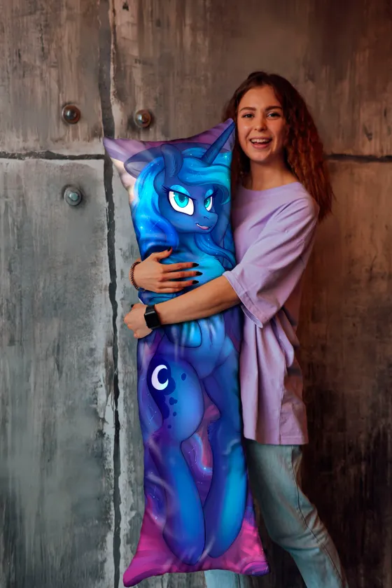 Дакимакура Принцесса Луна №5