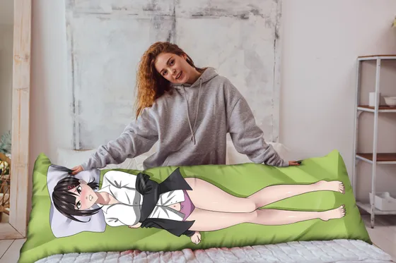 Дакимакура Кобени