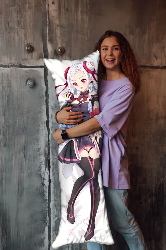 Дакимакура Юна