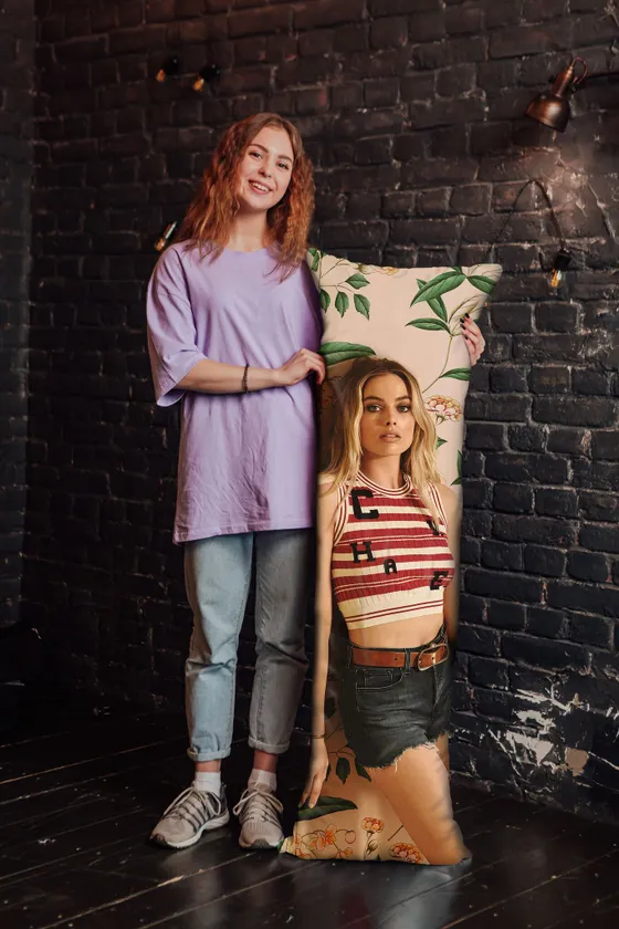 Дакимакура Марго Робби