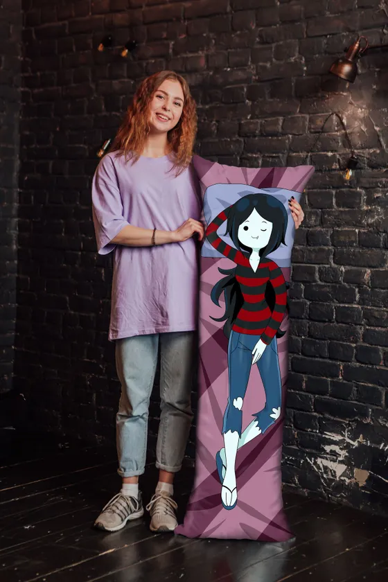 Дакимакура Марселин