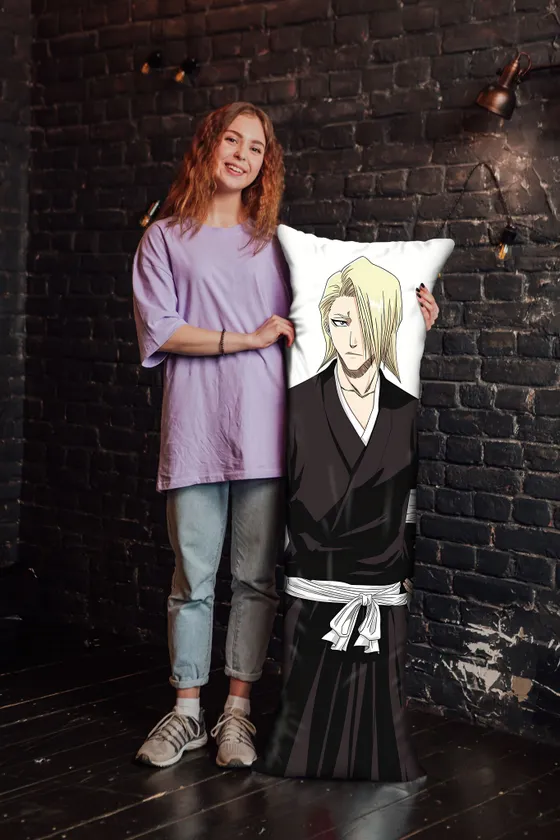 Дакимакура Улькиорра Шифер и Идзуру Кира