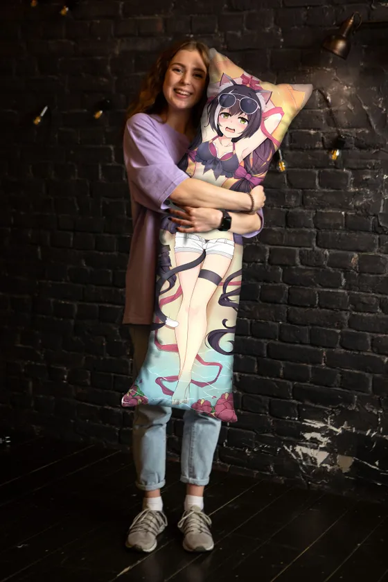 Дакимакура Кируя Момоти