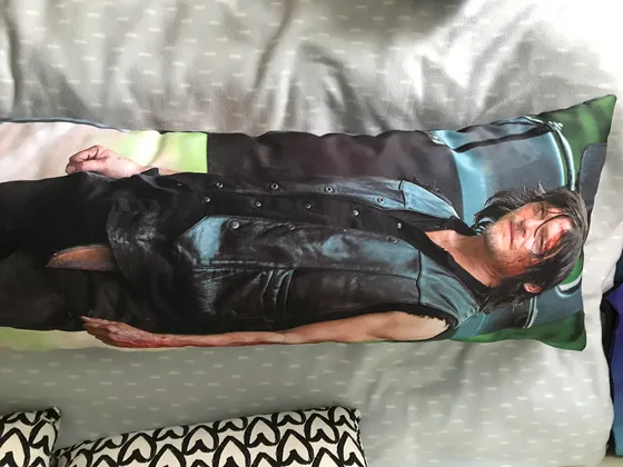 Дакимакура на заказ со своим принтом