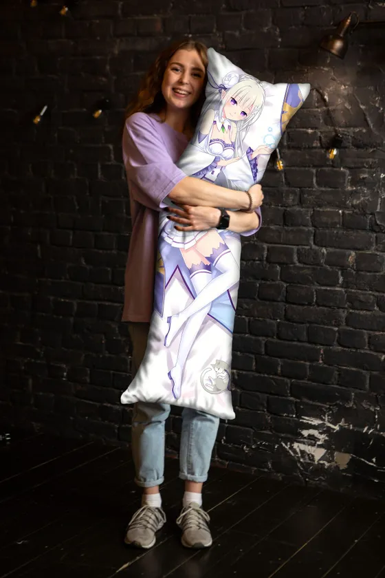 Дакимакура Эмилия №8