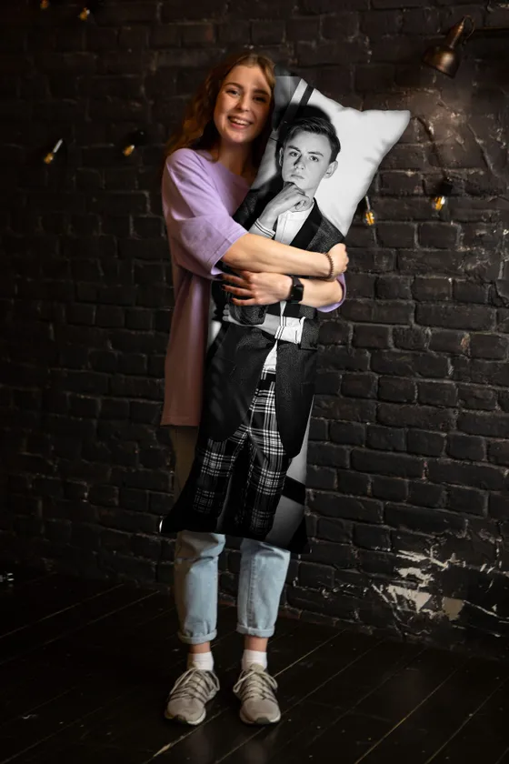 Дакимакура Джейден Мартелл №3